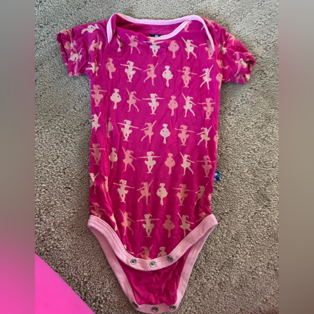 6-12 mo kickee pants onesie